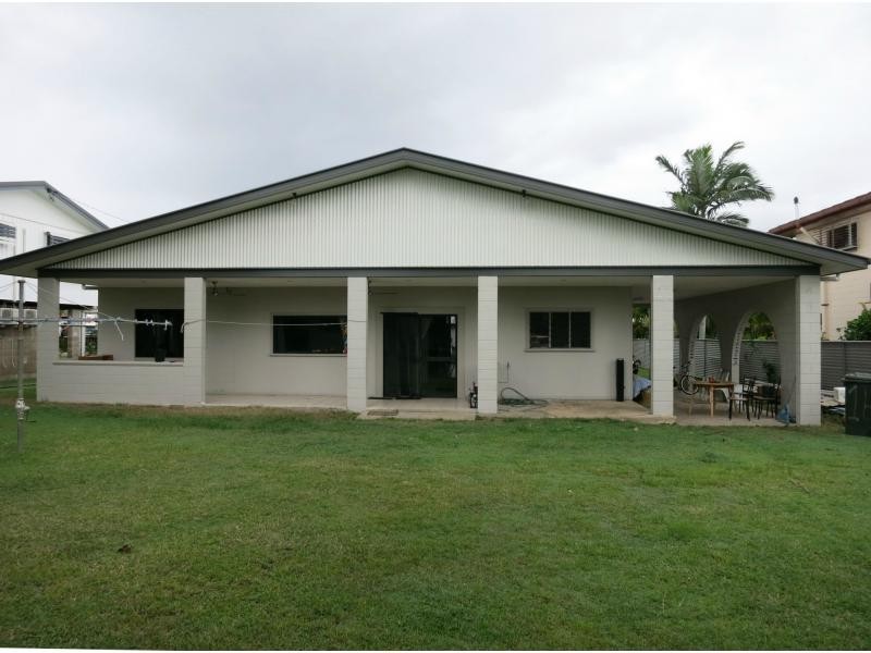 16 Landsdown Street, Cardwell QLD 4849