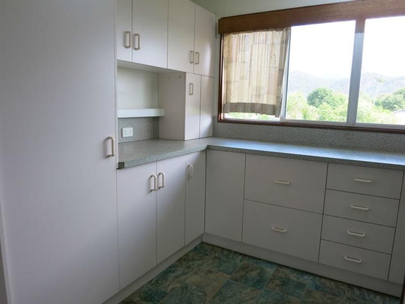 33 Jamieson Street, Cardwell QLD 4849