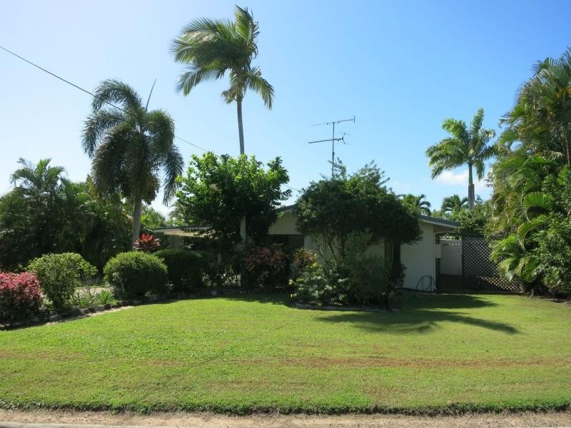 9 Ludwick Street, Cardwell QLD 4849