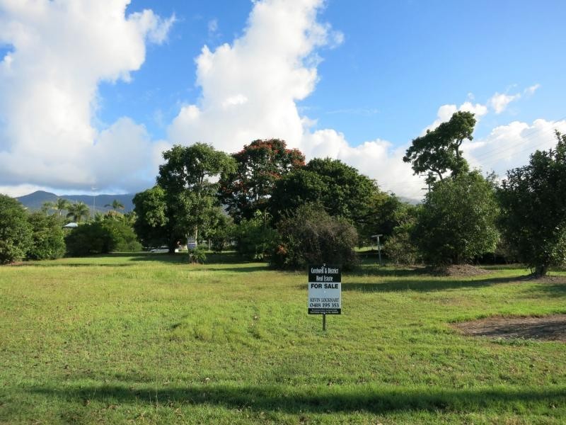 37 Panos Street, Cardwell QLD 4849