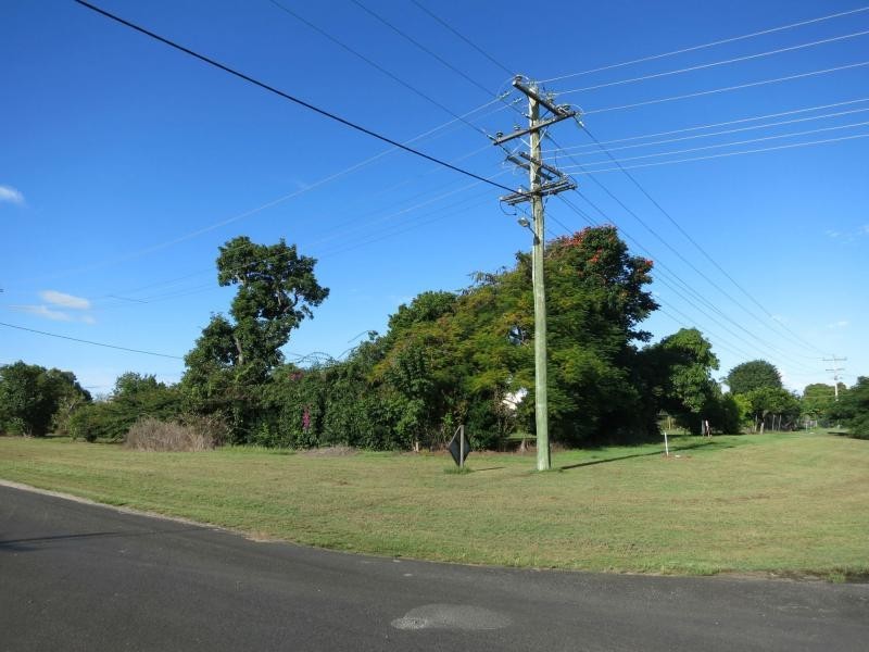 37 Panos Street, Cardwell QLD 4849