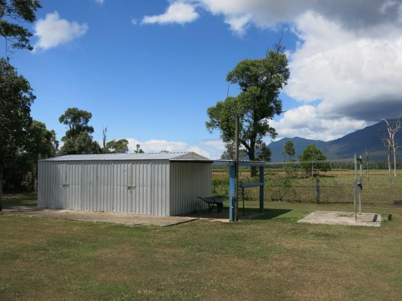 33 Sullivan Road, Carruchan QLD 4816