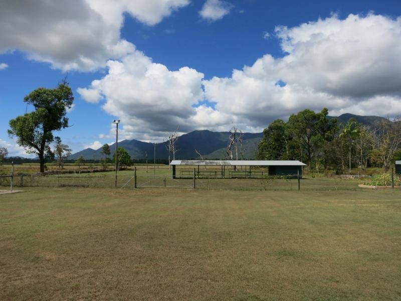 33 Sullivan Road, Carruchan QLD 4816