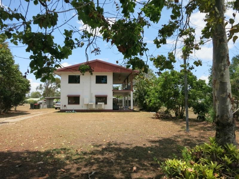 39 White Street, Cardwell QLD 4849