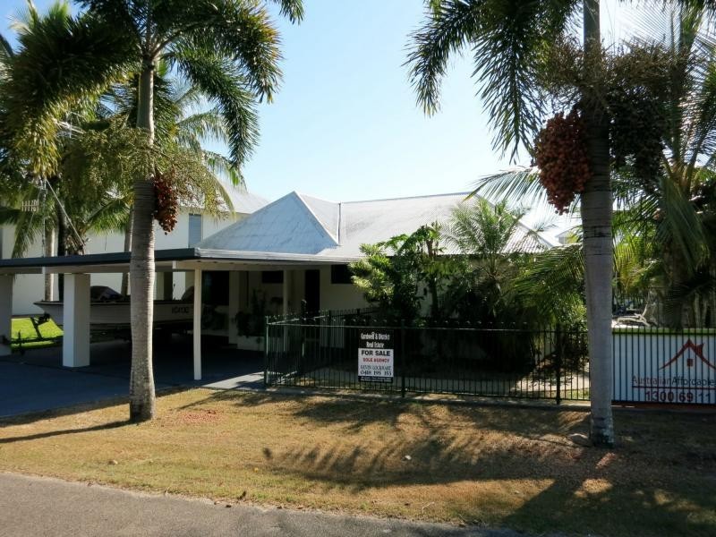 26 Poinciana Boulevard, Cardwell QLD 4849