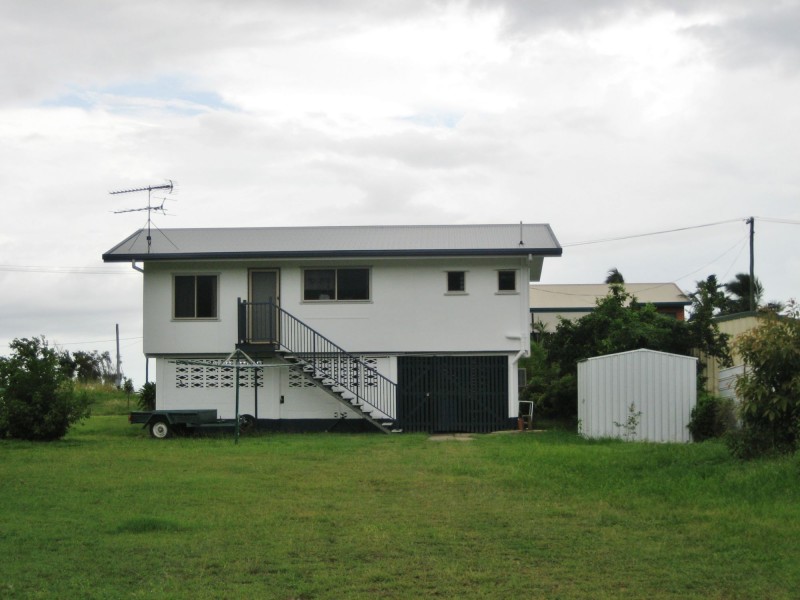 180 Victoria Street, Cardwell QLD 4849
