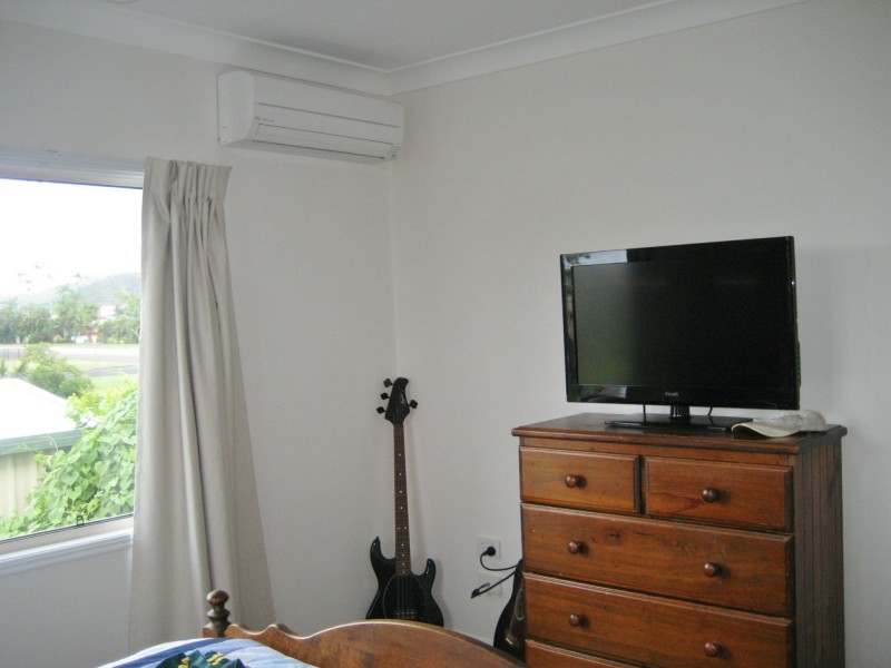 180 Victoria Street, Cardwell QLD 4849