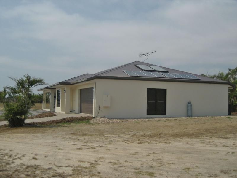 9 Golden Cane Crescent, Cardwell QLD 4849