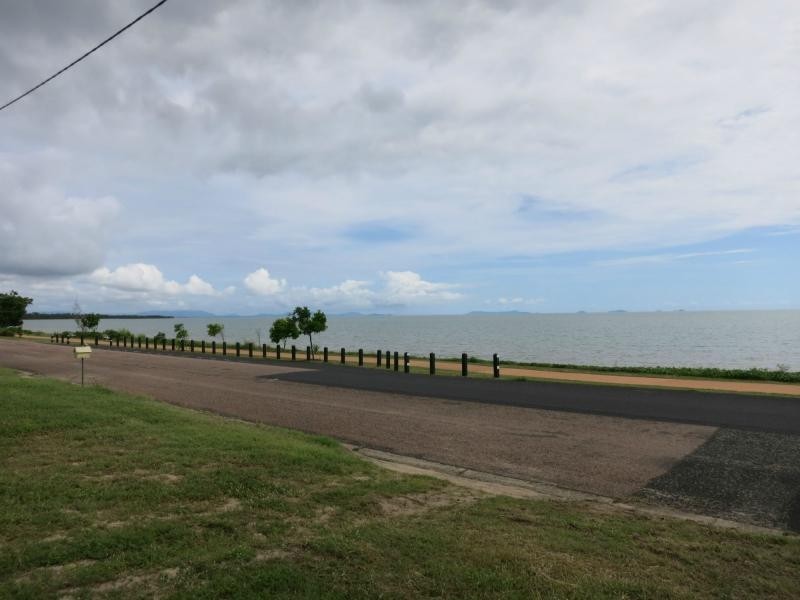 11 Marine Parade, Cardwell QLD 4849