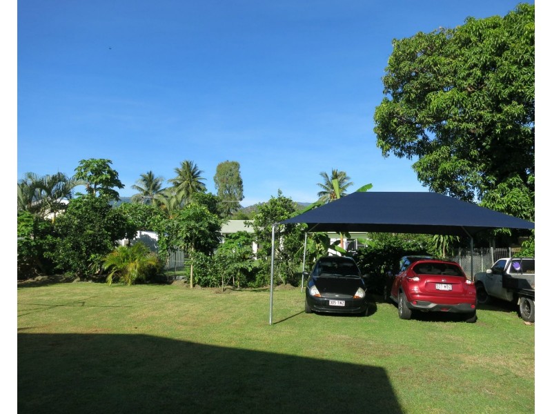 11 Jamieson Street, Cardwell QLD 4849