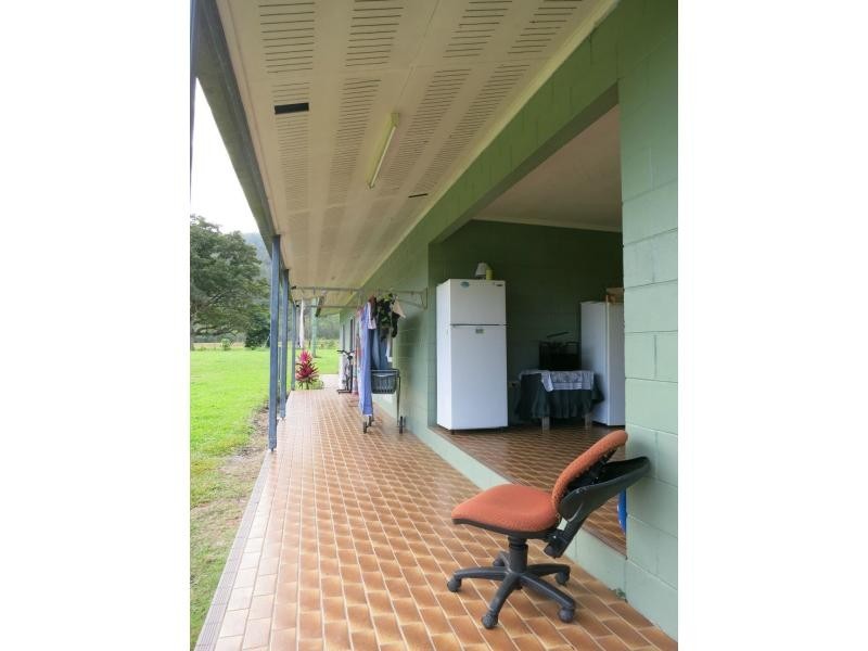 L44 Murray Falls Road, Murray Upper QLD 4854