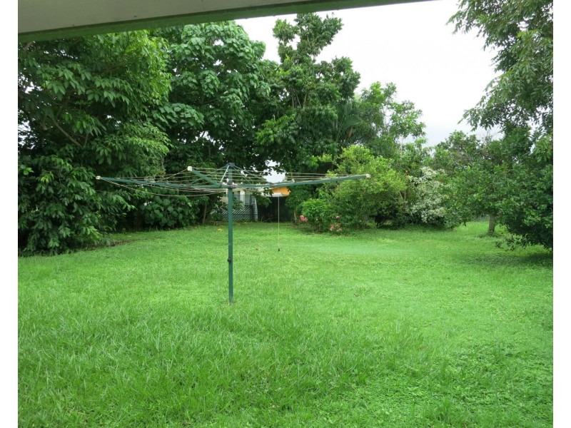 6 Ferguson Street, Cardwell QLD 4849