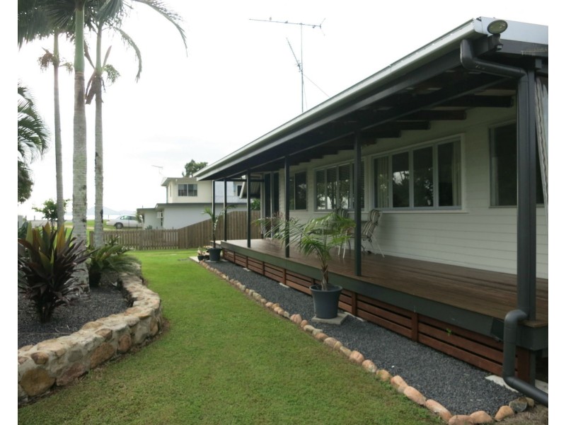 1 Tsakisiris Street, Cardwell QLD 4849