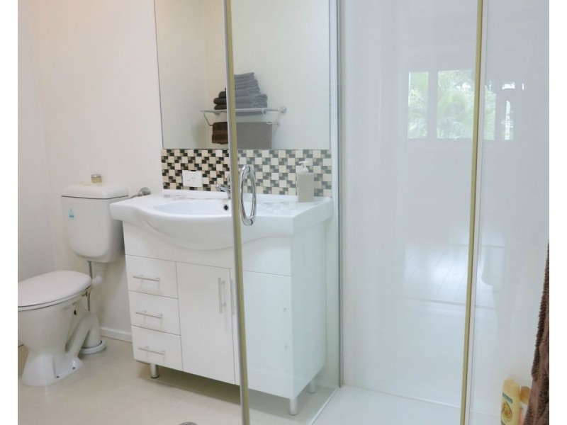 1 Tsakisiris Street, Cardwell QLD 4849