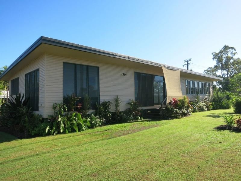 12 Lawson Drive, Cardwell QLD 4849