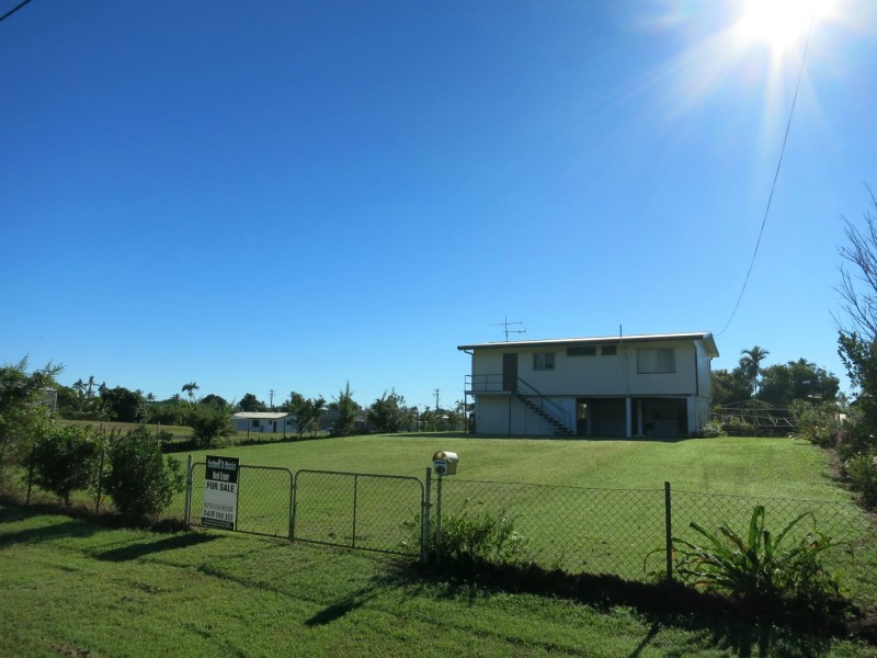 160 Bowen Street, Cardwell QLD 4849