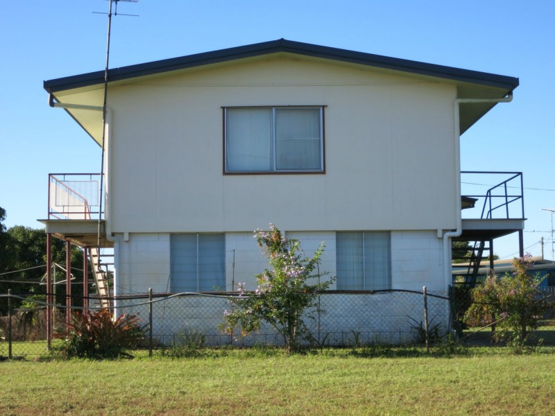 160 Bowen Street, Cardwell QLD 4849