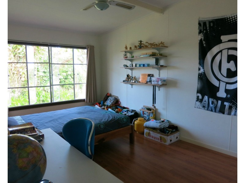 56348 Bruce Highway, Kennedy QLD 4816