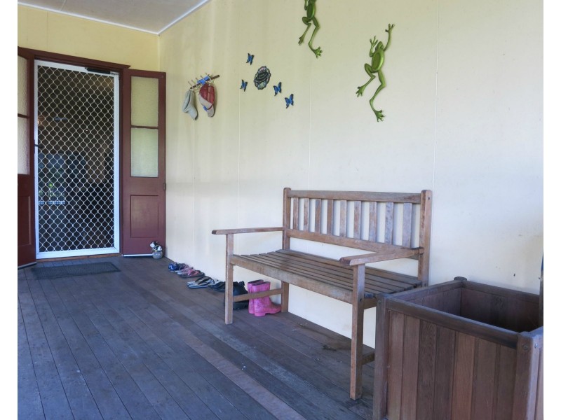 56348 Bruce Highway, Kennedy QLD 4816