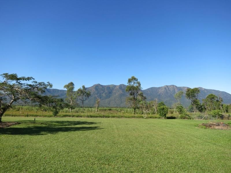 11 Sullivan Road, Carruchan QLD 4816