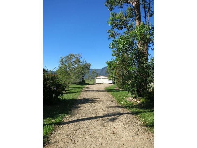 11 Sullivan Road, Carruchan QLD 4816
