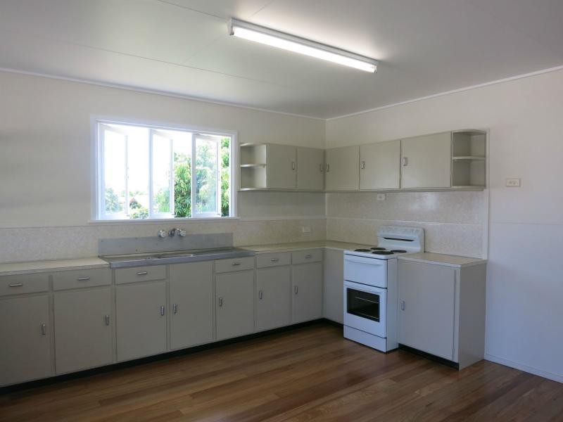 12 Eden Street, Cardwell QLD 4849