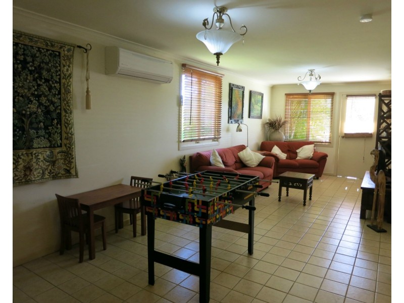 207 Victoria Street, Cardwell QLD 4849