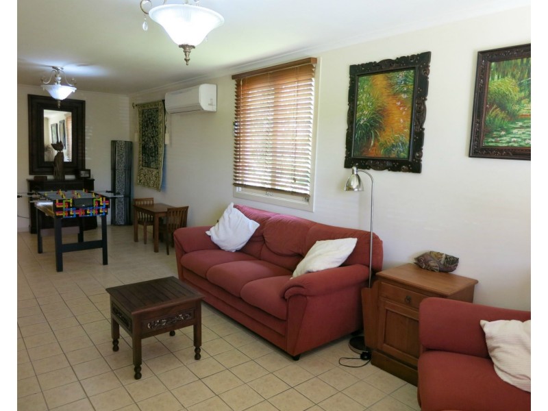 207 Victoria Street, Cardwell QLD 4849