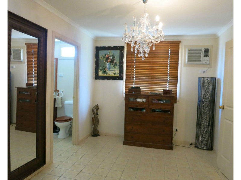 207 Victoria Street, Cardwell QLD 4849