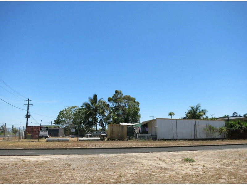 16 Leefe Street, Cardwell QLD 4849