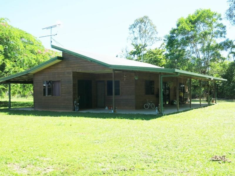 35 Curtis Road, Carruchan QLD 4816