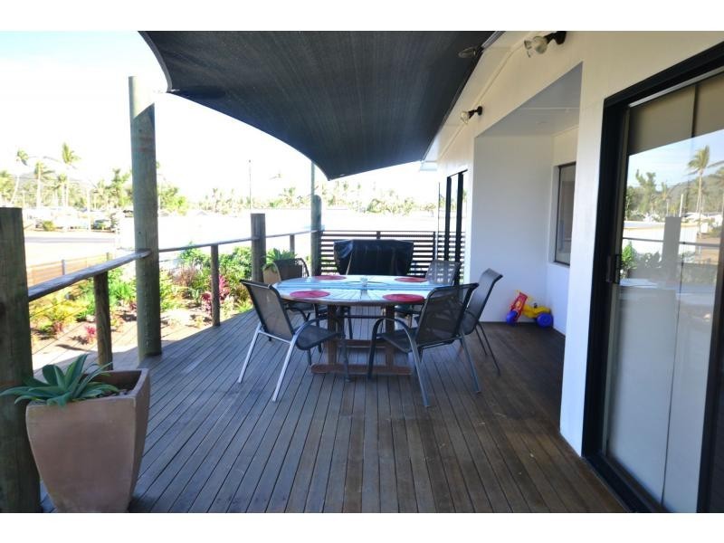 14 Leefe Street, Cardwell QLD 4849