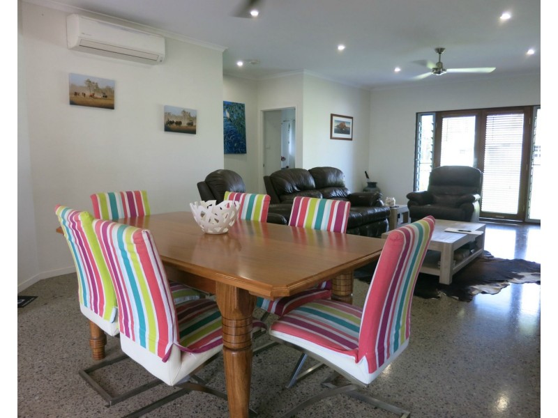 36 Gregory Street, Cardwell QLD 4849