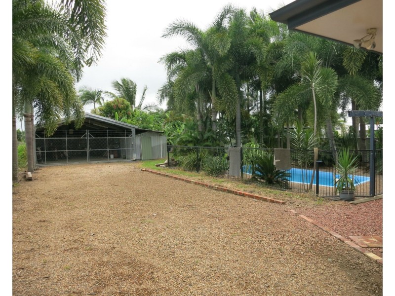 36 Gregory Street, Cardwell QLD 4849