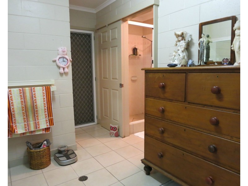 6 White Street, Cardwell QLD 4849