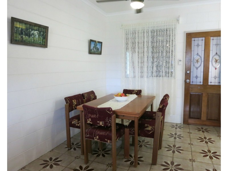 17 Winter Street, Cardwell QLD 4849