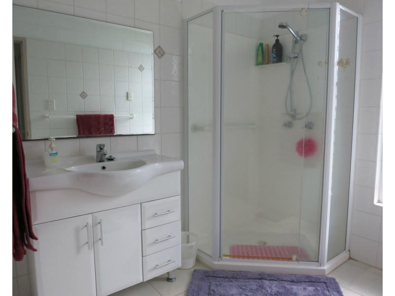 17 Winter Street, Cardwell QLD 4849