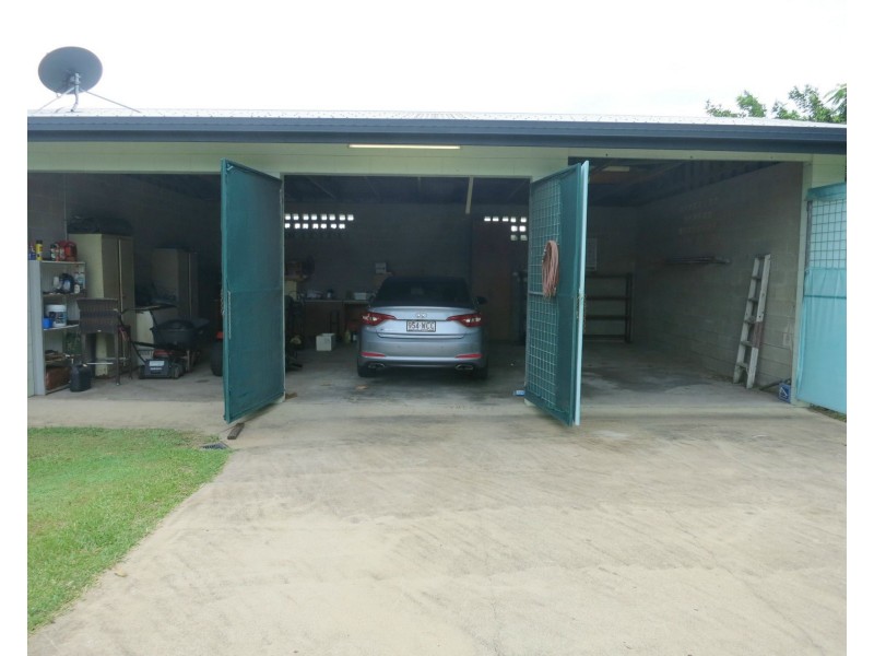 17 Winter Street, Cardwell QLD 4849