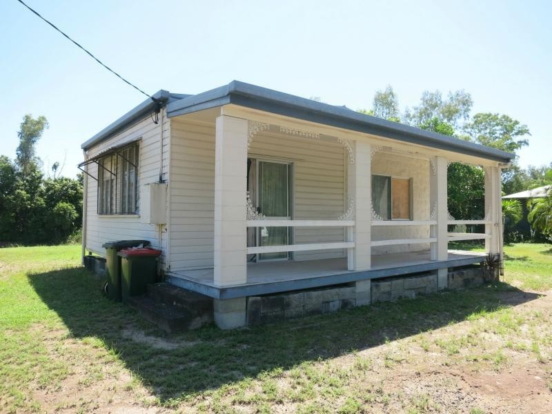 10 Roma Street, Cardwell QLD 4849