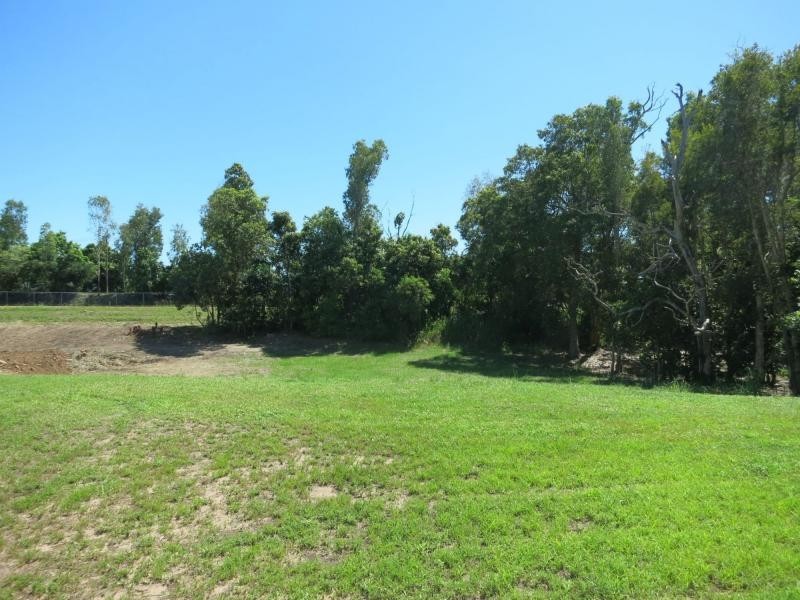 10 Roma Street, Cardwell QLD 4849