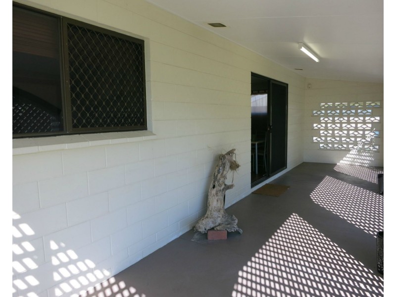 205 Victoria Street, Cardwell QLD 4849