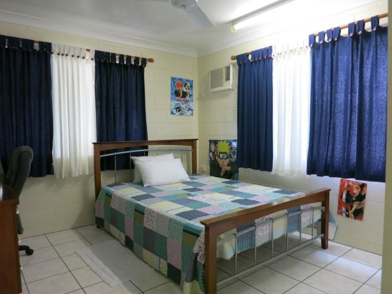 24 Bowen Street, Cardwell QLD 4849