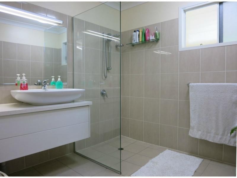 24 Bowen Street, Cardwell QLD 4849