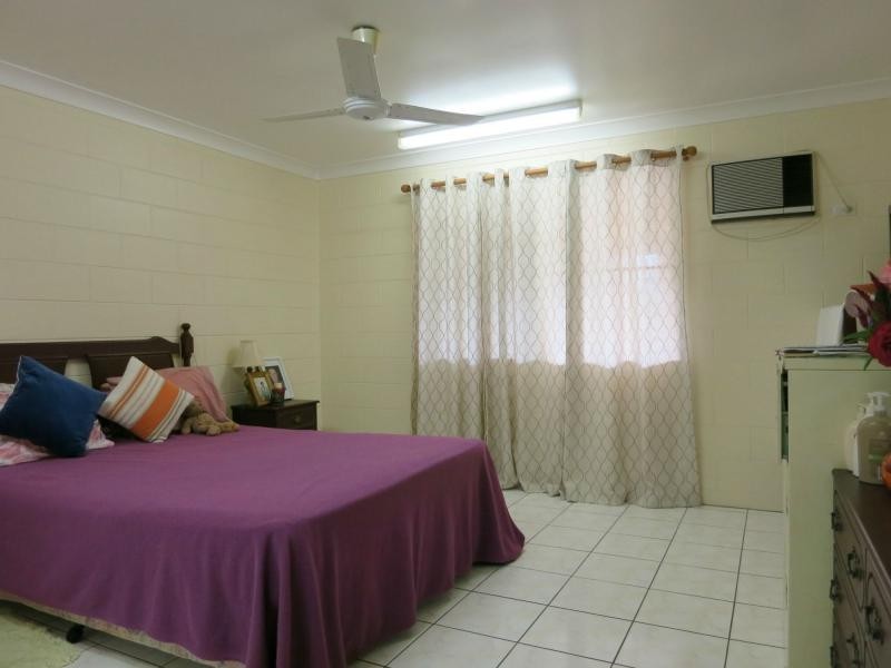 24 Bowen Street, Cardwell QLD 4849