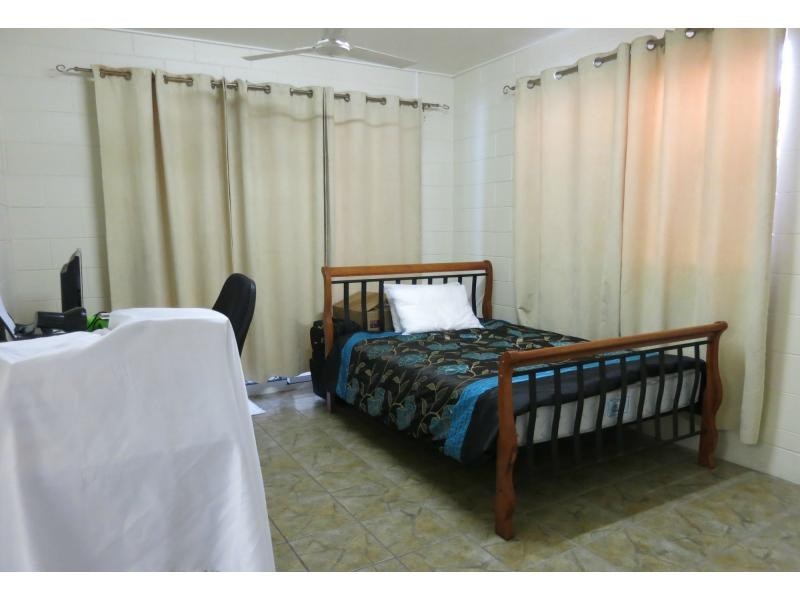 24 Bowen Street, Cardwell QLD 4849