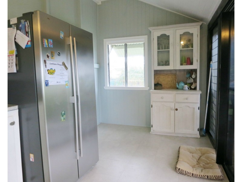 124 Roma Street, Cardwell QLD 4849