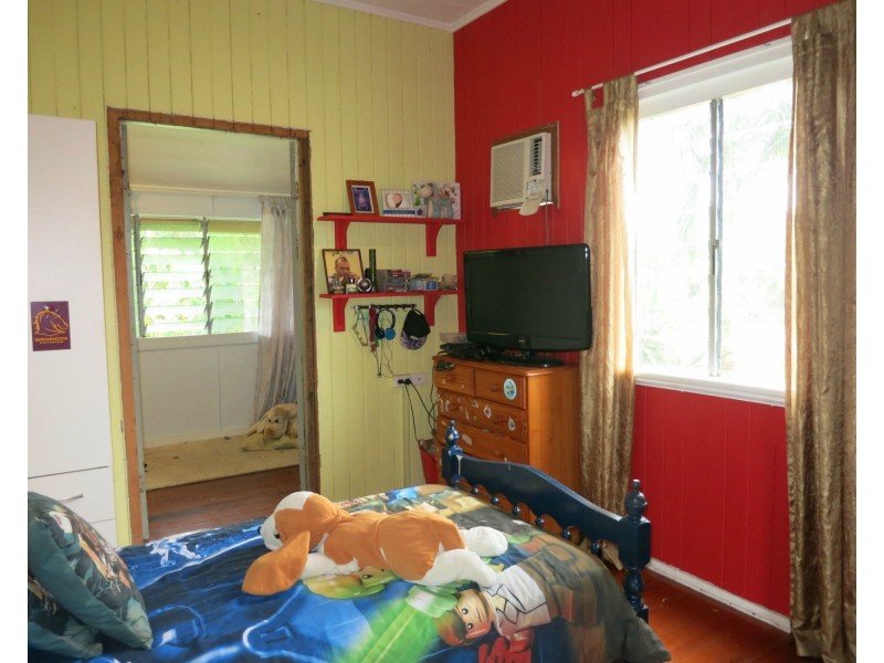 124 Roma Street, Cardwell QLD 4849