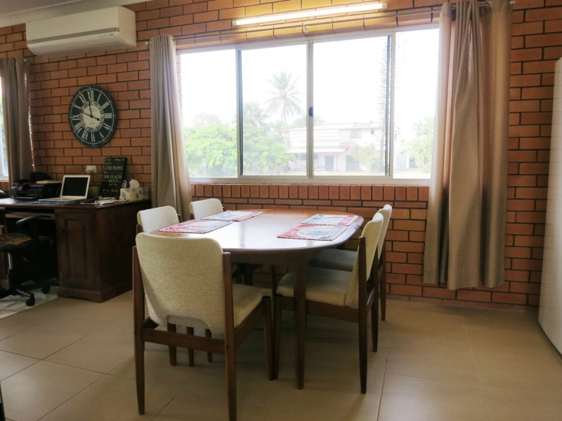 19 Victoria Street, Cardwell QLD 4849