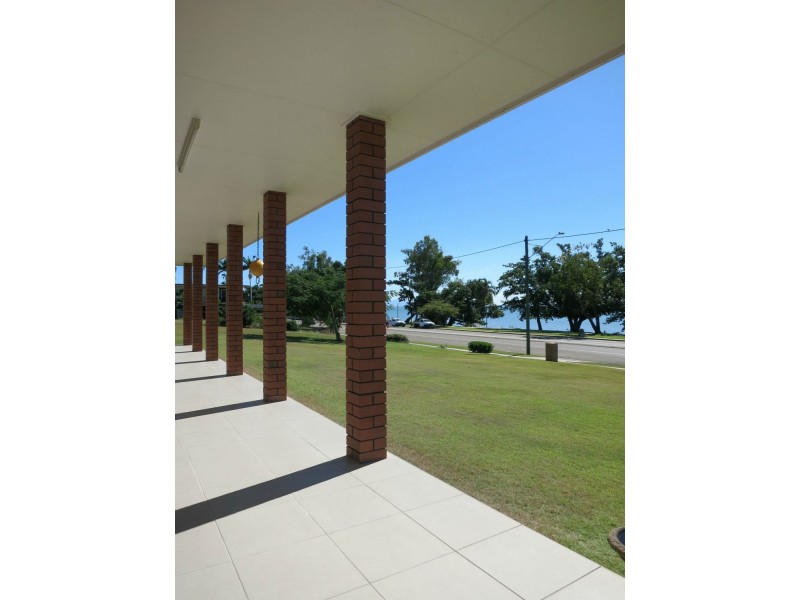19 Victoria Street, Cardwell QLD 4849