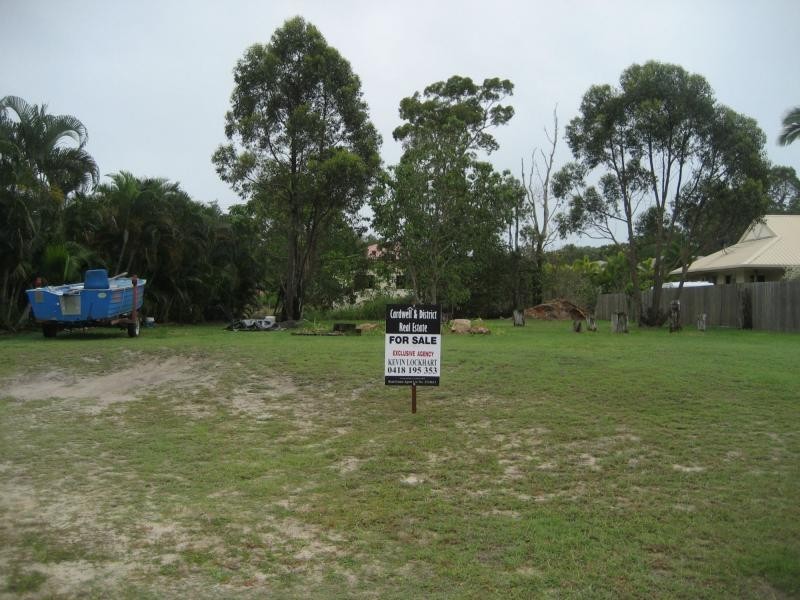 6 Lawson Drive, Cardwell QLD 4849